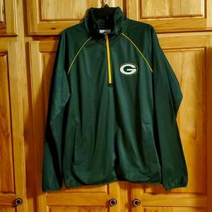 NWT L men's quarter zip. GREEN BAY Packers. Official NFL clothing. Nice quality!